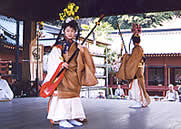 廿日会祭（例大祭）「稚児舞楽」